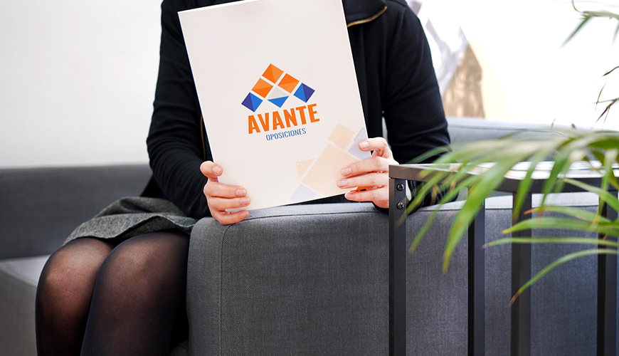 Periodo de prematrículas: Ventajas de preparar una oposición en 2026